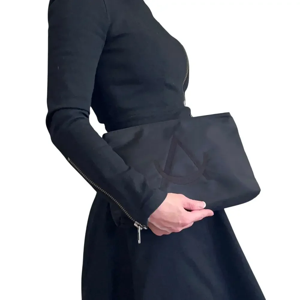 Vintage Desmo Black Nylon Embroidered Logo Clutch Evening Bag Zip Pouch Handbag